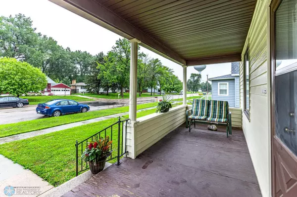 Dilworth, MN 56529,208 4 ST NE