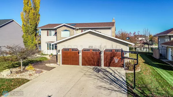 Fargo, ND 58103,2719 28TH AVE S