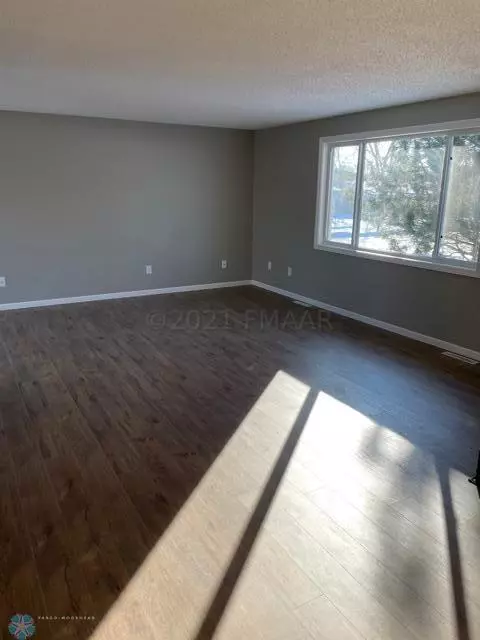 Fargo, ND 58103,3050 19 ST S