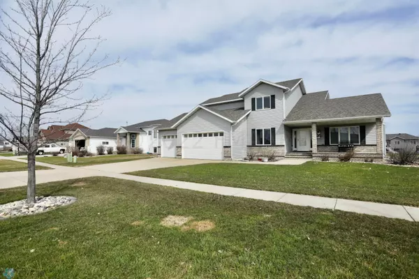 West Fargo, ND 58078,742 SEDONA DR N