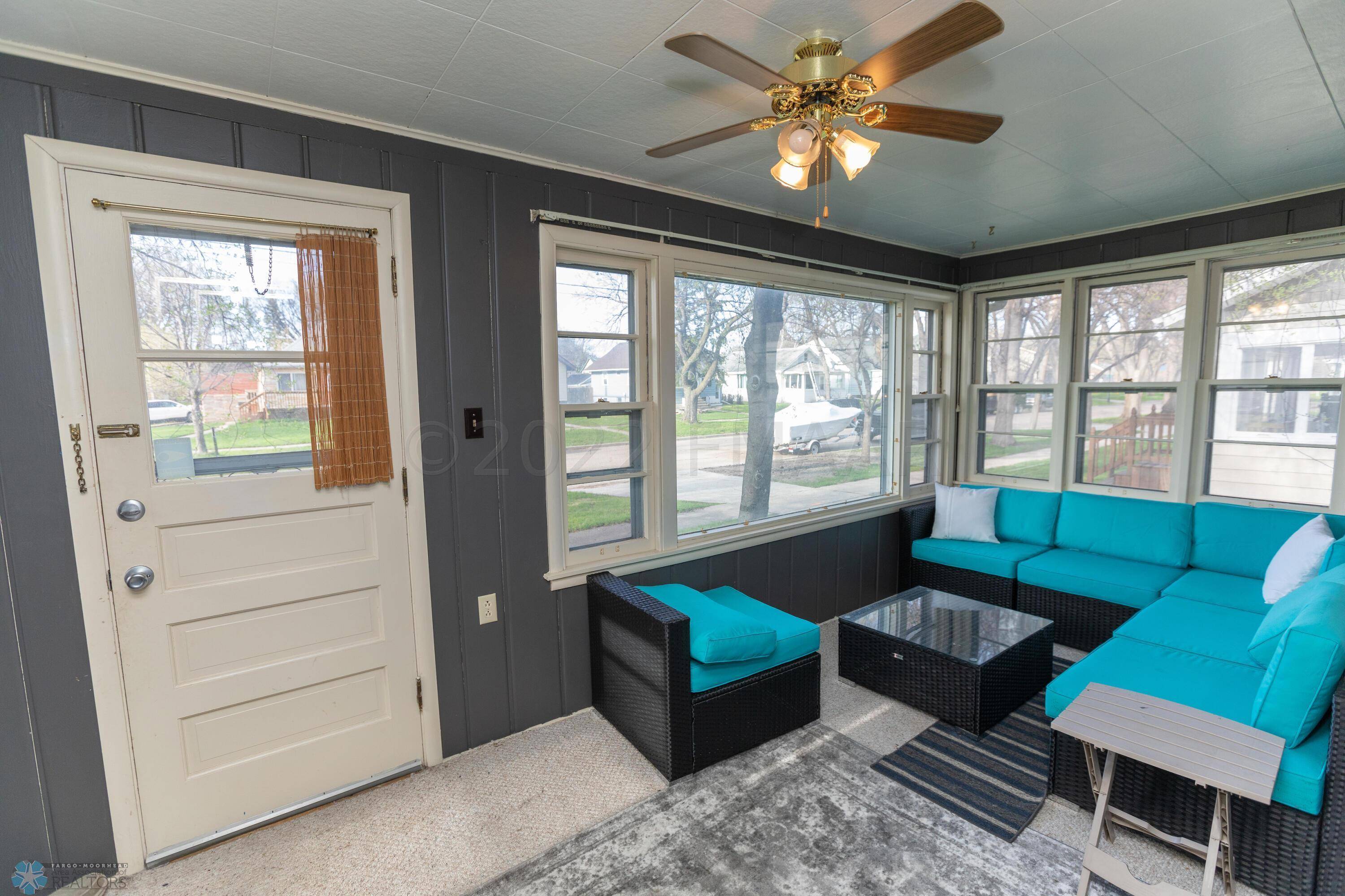 Fargo, ND 58103,1372 12 AVE S