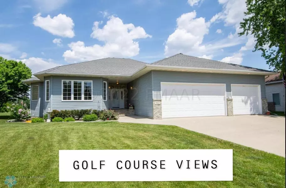 962 18TH AVENUE CIR N, Moorhead, MN 56560