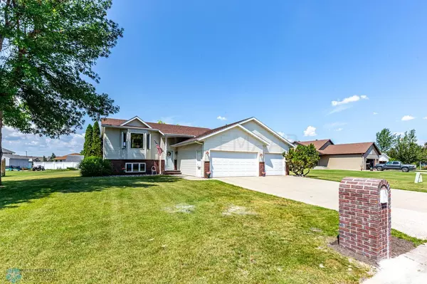 Dilworth, MN 56529,806 NICOLE LN