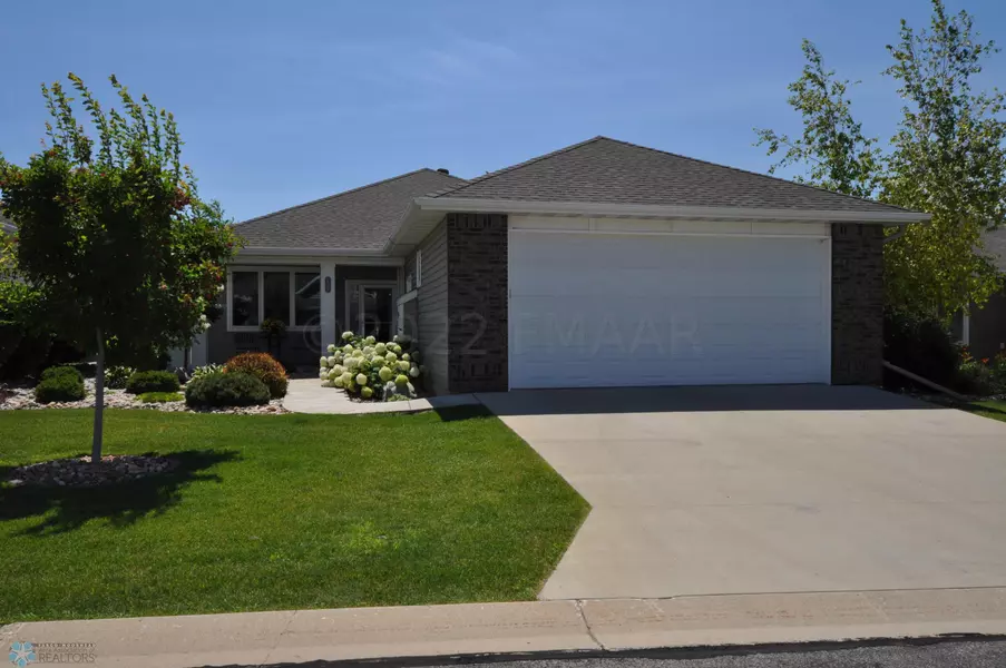 721 VILLA PARK WAY, West Fargo, ND 58078