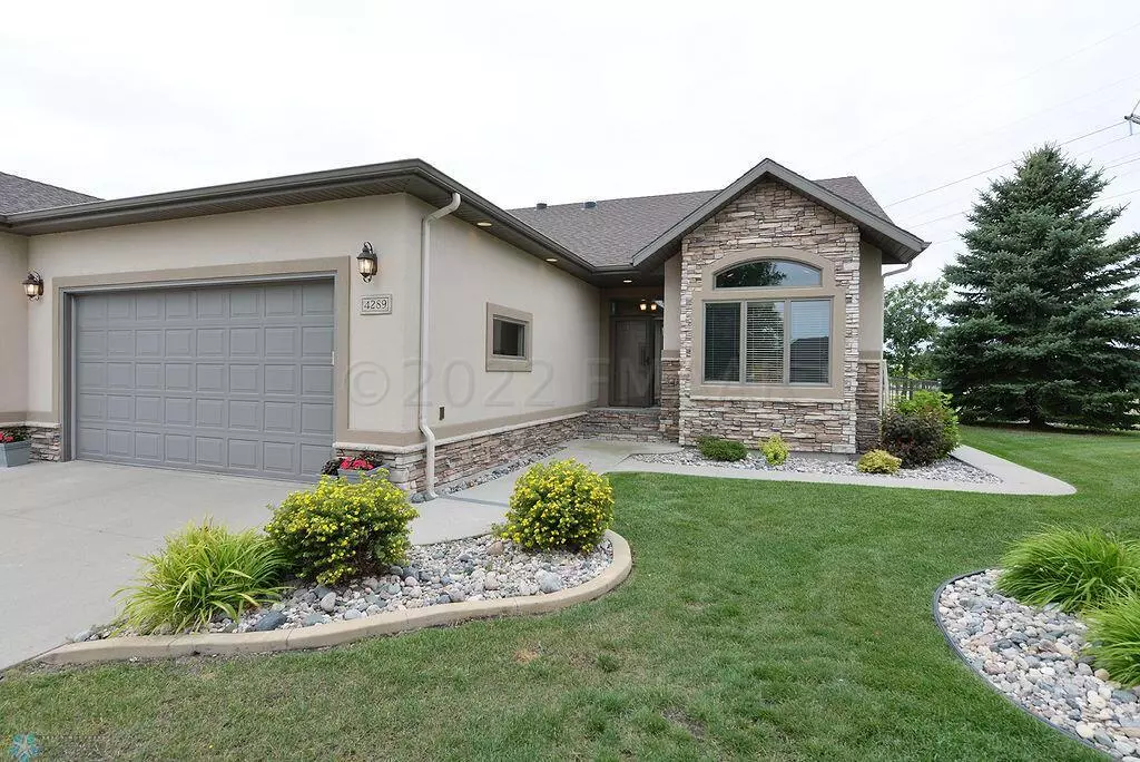 Fargo, ND 58104,4289 COVENTRY DR S