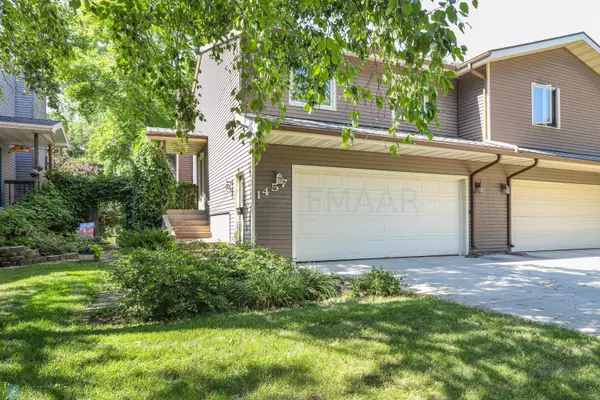 1457 23 ST S, Fargo, ND 58104