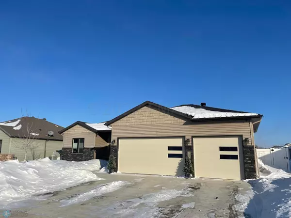 West Fargo, ND 58078,2633 7 ST W