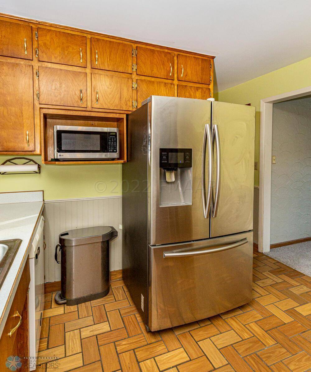 Harwood, ND 58042,6905 58 AVE N