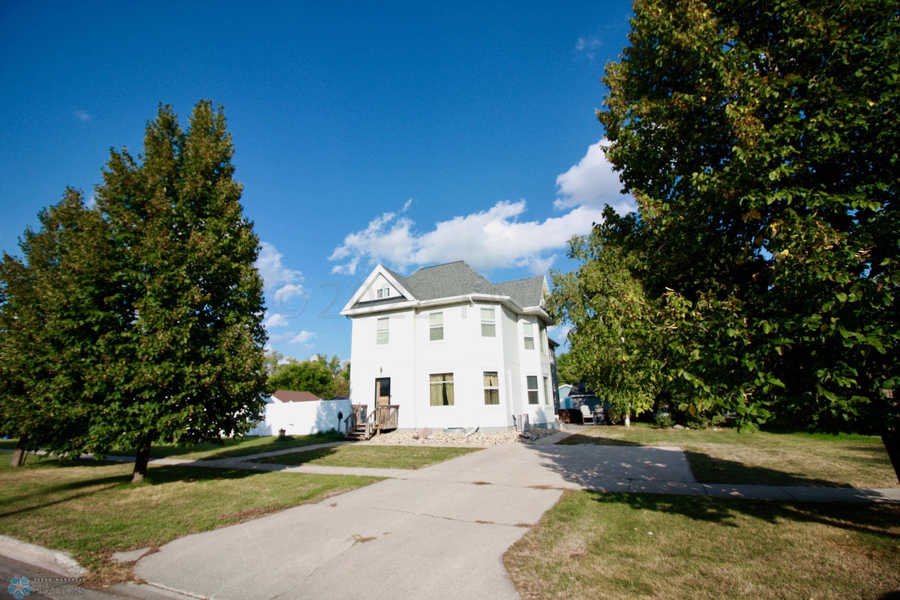 Breckenridge, MN 56520,316 6TH ST S