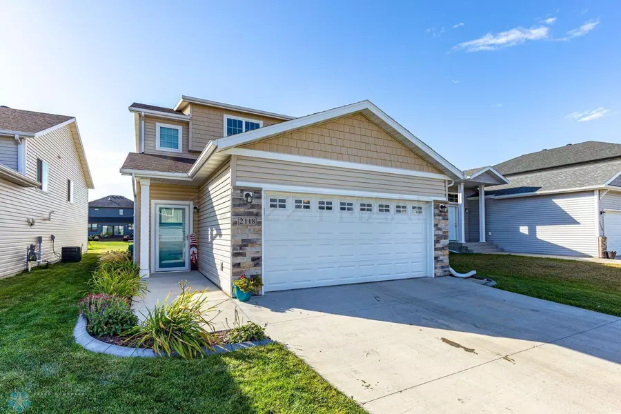 2118 11 ST W, West Fargo, ND 58078