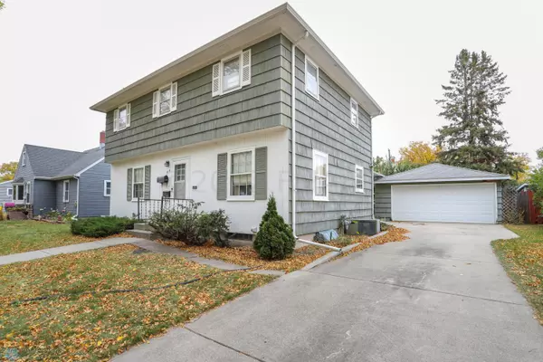 1318 18TH AVE S, Moorhead, MN 56560