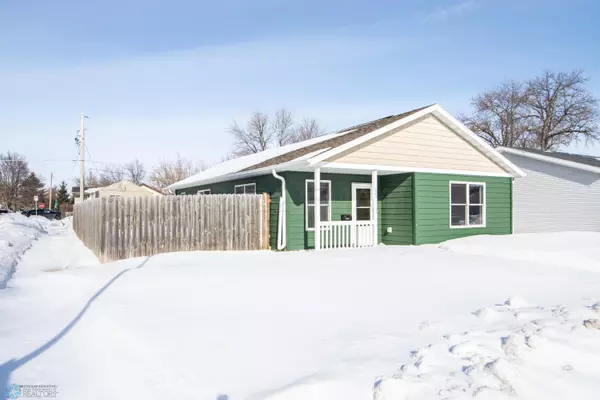 West Fargo, ND 58078,326 6 AVE W