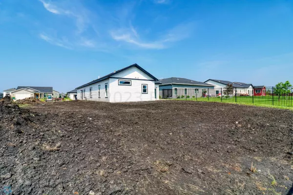 Horace, ND 58047,7816 WILD ROSE WAY