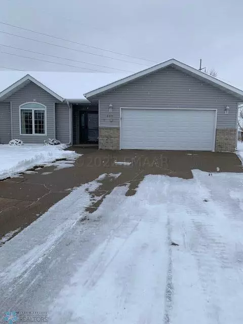 West Fargo, ND 58078,880 LAKERIDGE PL