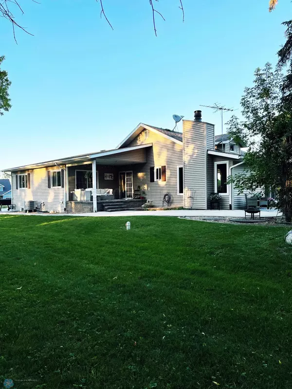 Hawley, MN 56549,521 LEONARD ST