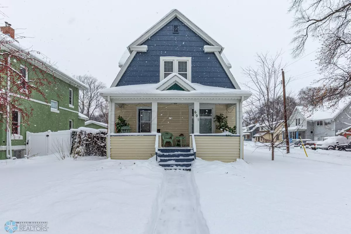 Fargo, ND 58103,601 UNIVERSITY DR S