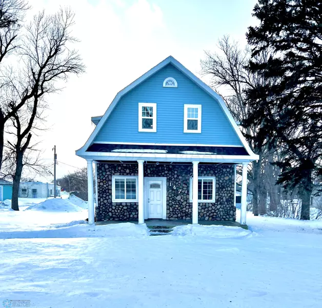 147 CENTER ST N, Rothsay, MN 56579