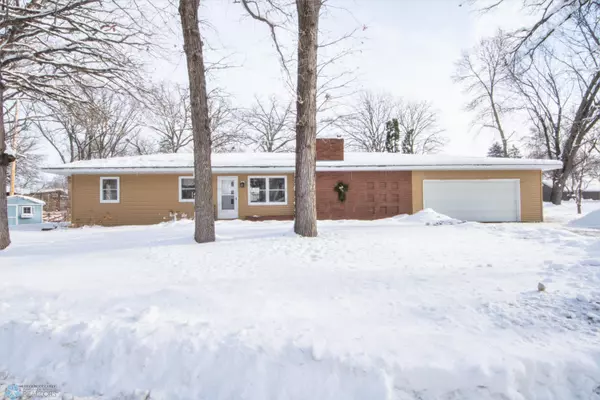 1427 LORI AVE, Detroit Lakes, MN 56501