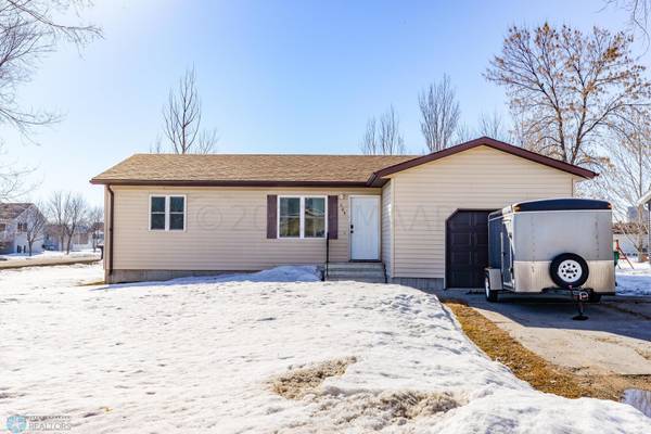 509 4TH ST E, Horace, ND 58047