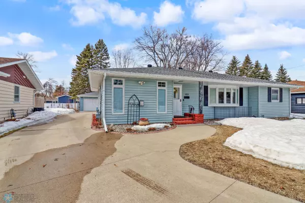 Moorhead, MN 56560,1703 16TH ST S