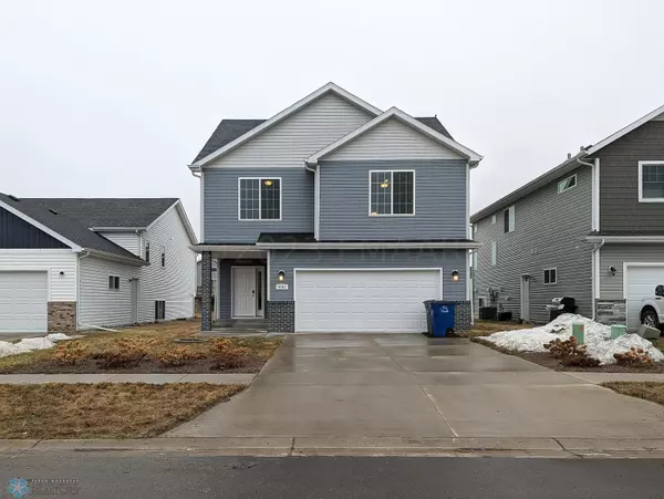 4201 14 AVE S, Moorhead, MN 56560