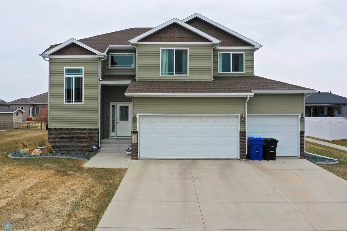 Fargo, ND 58104,5042 LODEN CT S