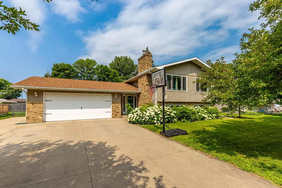 506 2 ST NE, Dilworth, MN 56529