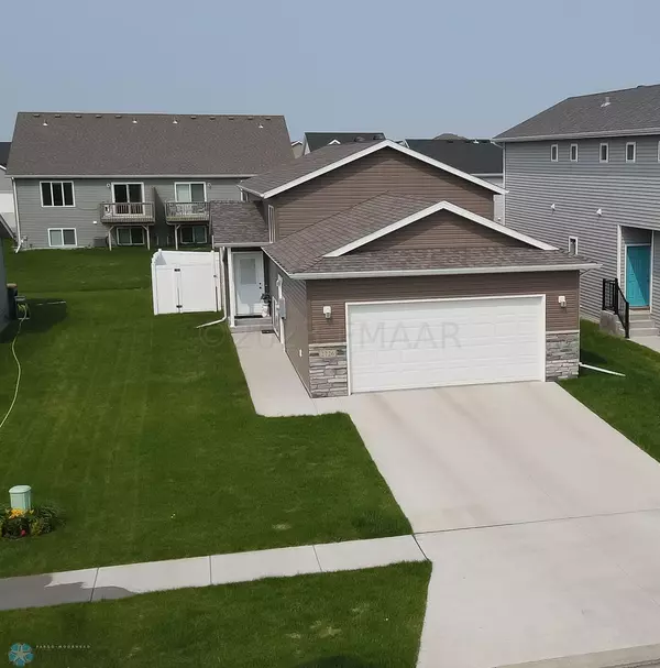 West Fargo, ND 58078,2726 10 ST W