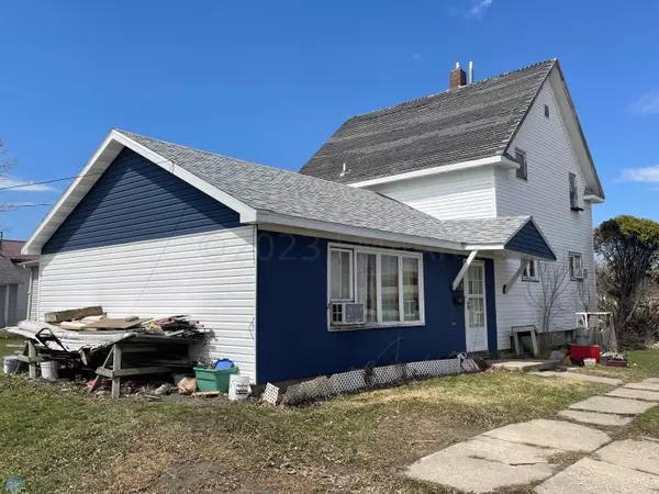 110 4TH AVE E, Ada, MN 56510