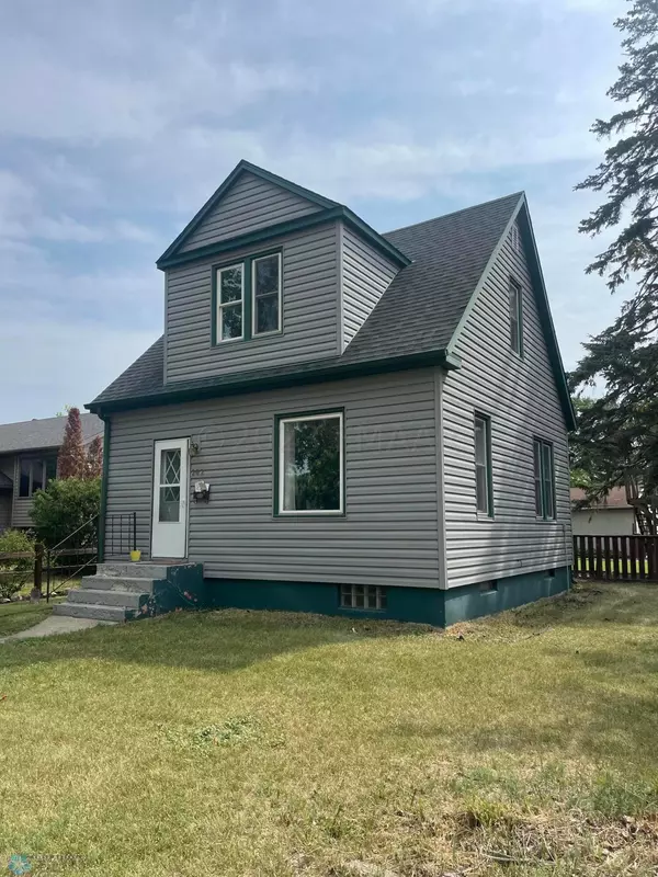 202 11TH ST N, Breckenridge, MN 56520