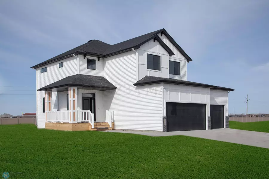 7895 NORTHERN LIGHTS AVE, Horace, ND 58047