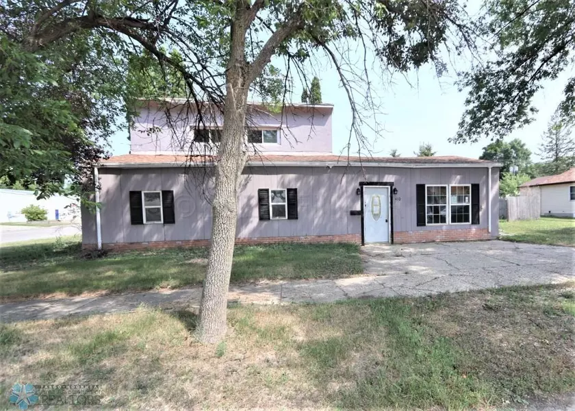 410 1ST AVE S, Wheaton, MN 56296