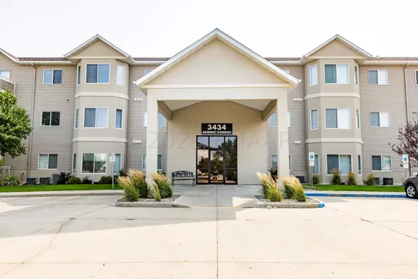 3434 28 ST S ##101, Fargo, ND 58104