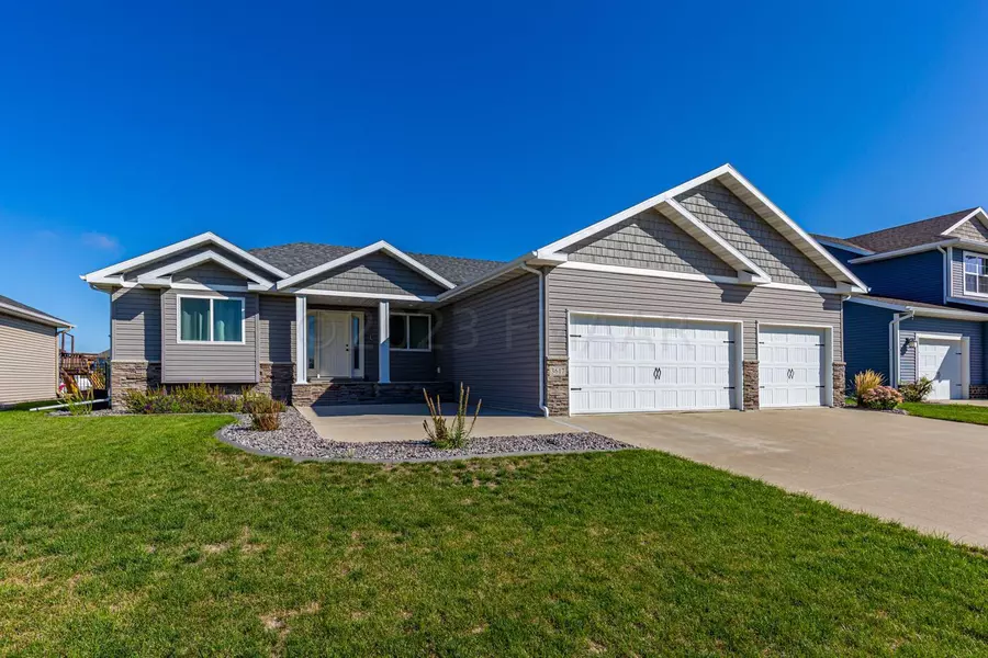 3617 BELL BLVD E, West Fargo, ND 58078