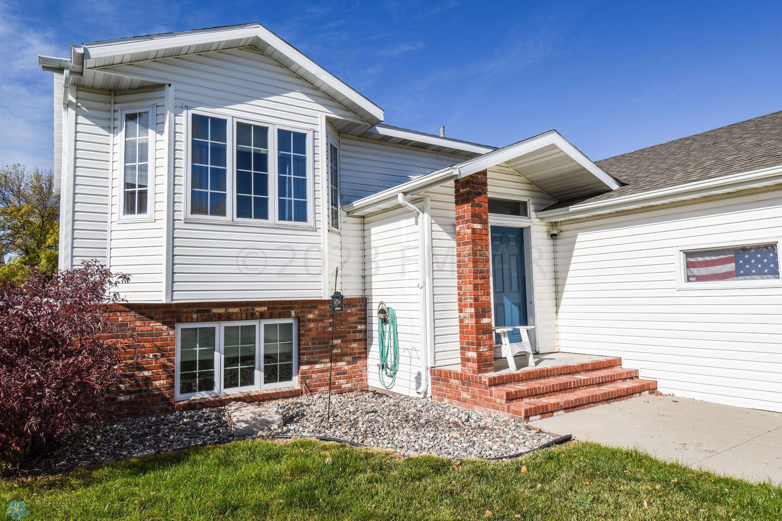 West Fargo, ND 58078,1558 7 ST E