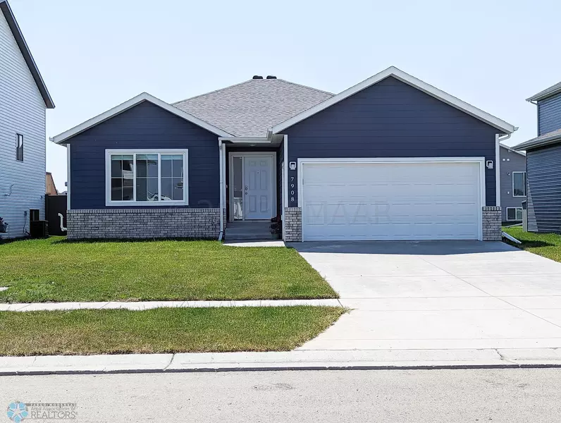 7908 COTTONWOOD BLVD, Horace, ND 58047