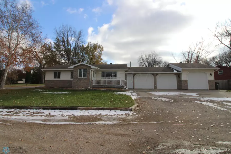 502 3 AVE NW, Barnesville, MN 56514