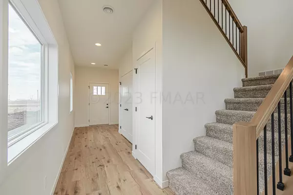 Mapleton, ND 58059,102 LINDSEY CT
