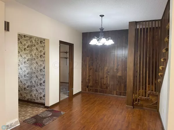 Lisbon, ND 58054,707 ASH ST