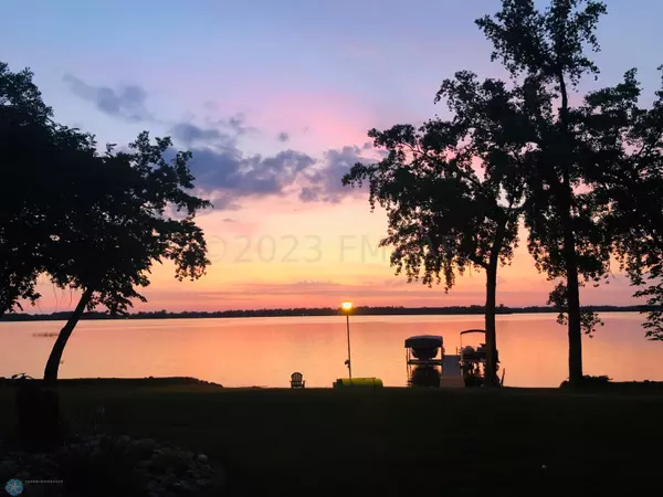 Dent, MN 56528,42167 E BIG MCDONALD DR