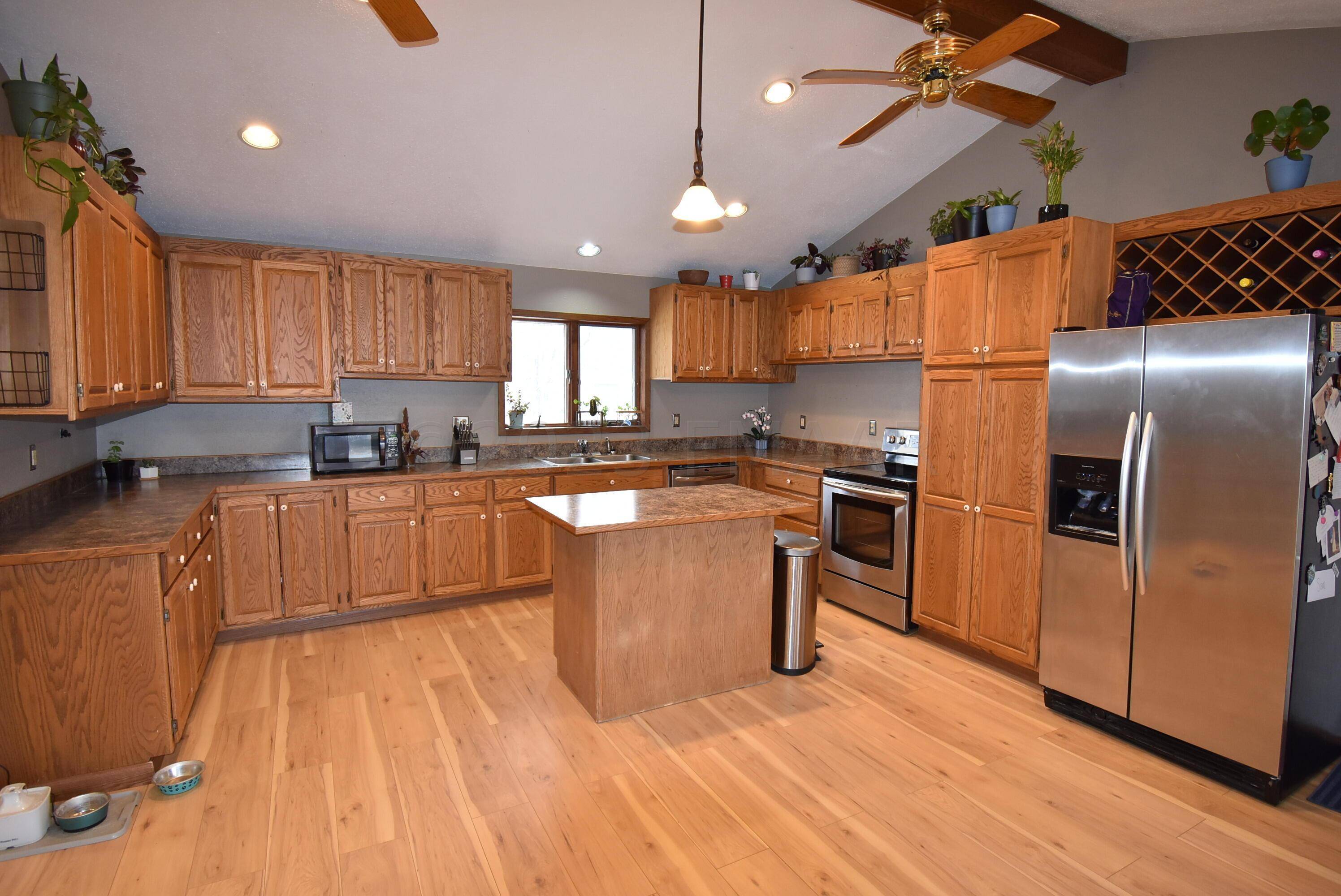 Hunter, ND 58048,213 1ST ST E