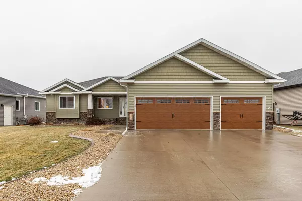 3772 BELL BLVD E,  West Fargo,  ND 58078