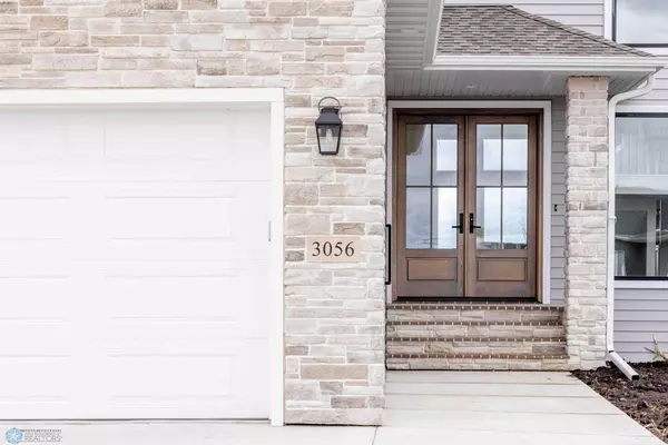 Fargo, ND 58104,3056 PRAIRIE FARMS CIR S