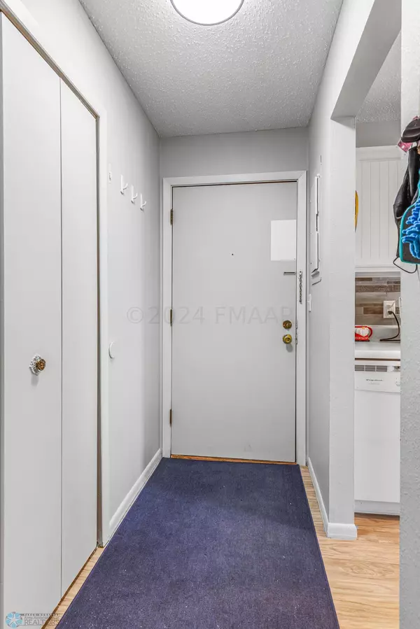 West Fargo, ND 58078,602 12 1/2 AVE E #4