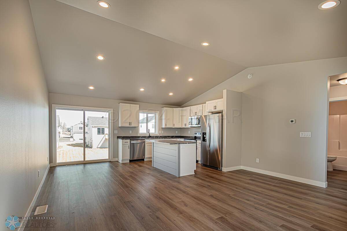 West Fargo, ND 58078,1128 JILL DR W