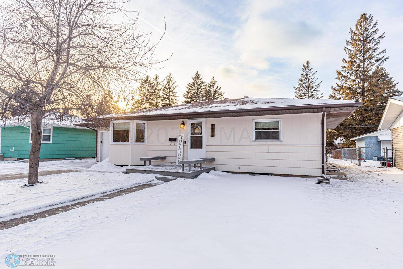 1611 17TH ST S, Moorhead, MN 56560