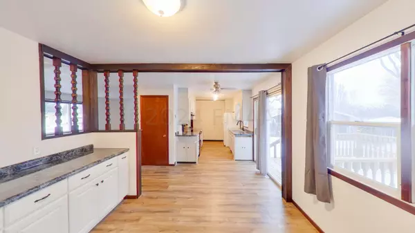 Bismarck, ND 58504,1325 ALBANY DR