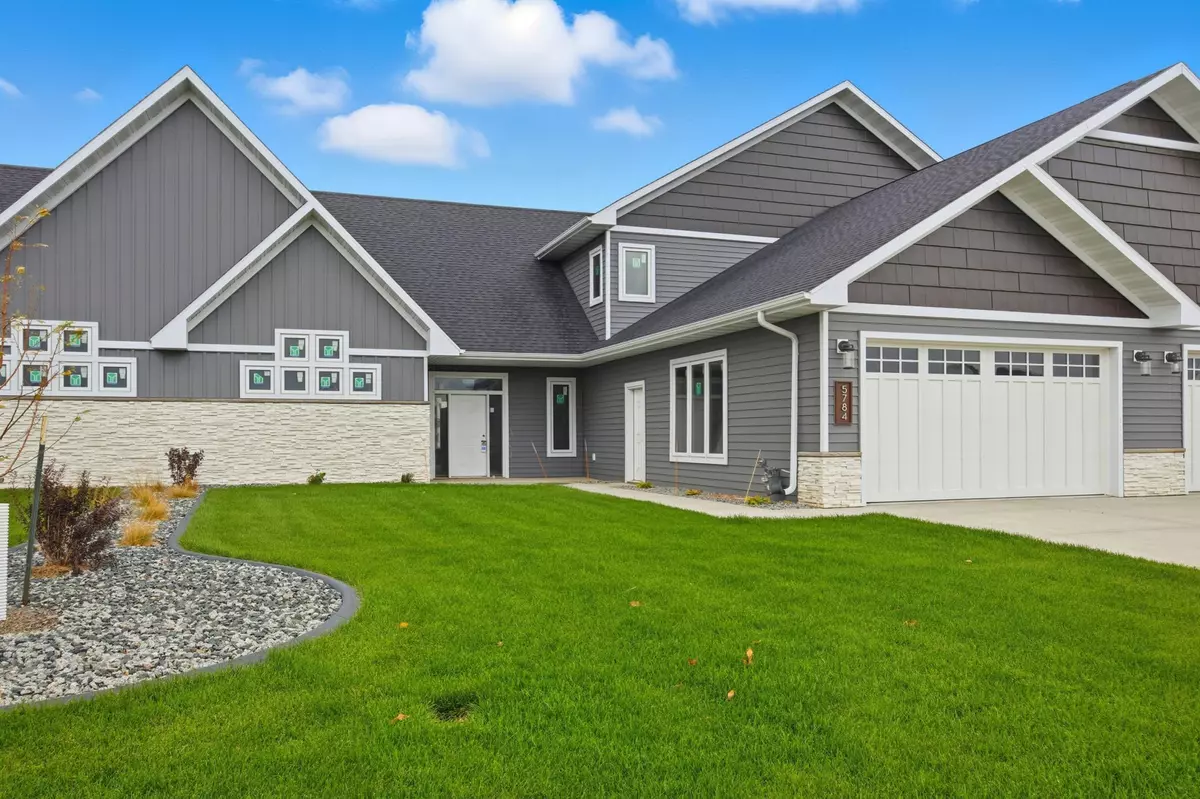 Fargo, ND 58104,5764 31ST ST S