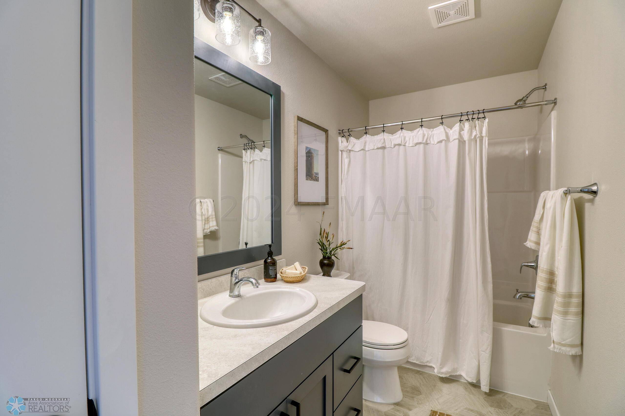 Horace, ND 58047,6350 83 AVE S