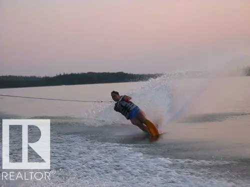 Rural St. Paul County, AB T0B 4K0,830 56316 RR 113